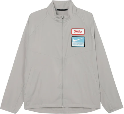 Chaqueta Nike Dri-FIT Hombre Gris a Prueba de Viento e Impermeable para Correr. DV9820-012 Buy Chaqueta Nike Dri-FIT Hombre Gris a Prueba de Viento e Impermeable para Correr. DV9820-012