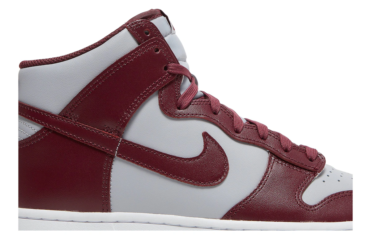 Nike Dunk High 'Dark Beetroot'