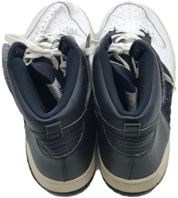 耐克Dunk高帮篮球鞋'白' 317982-143 Lookbook 耐克Dunk高帮篮球鞋'白' 317982-143