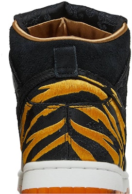 Nike Dunk High 'Year of the Tiger' DQ4978-001 Sizing Nike Dunk High 'Year of the Tiger' DQ4978-001