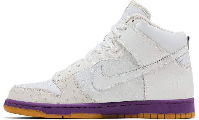 Nike Dunk High Deluxe 'Putih Hyacinth' 312032-111 Lookbook Nike Dunk High Deluxe 'Putih Hyacinth' 312032-111
