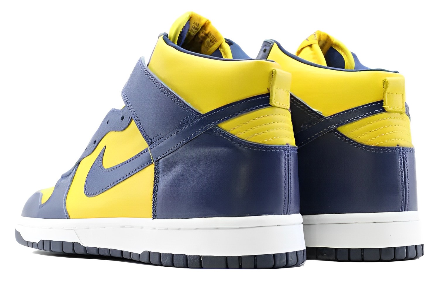 Lookbook Nike Dunk High LE 'Biru Tua/Varsity Maize' 630335-471