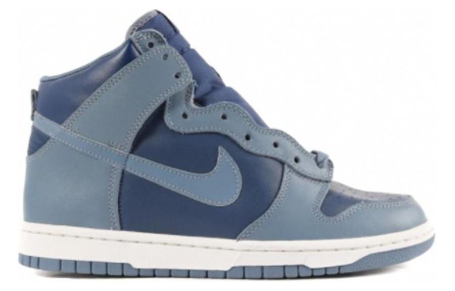 Order Nike Dunk High Lelaki 'Putih Pantas/Kelabu Ribut' 630335-402