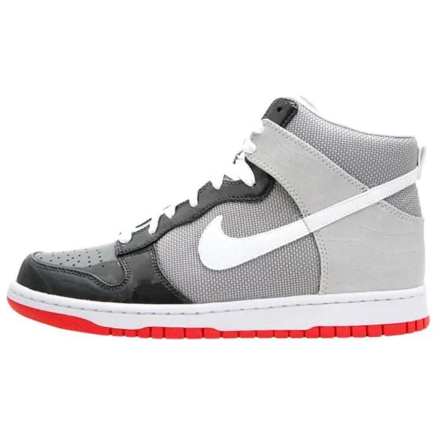 Lookbook 耐吉 高筒滾邊黑色運動鞋 317891-011