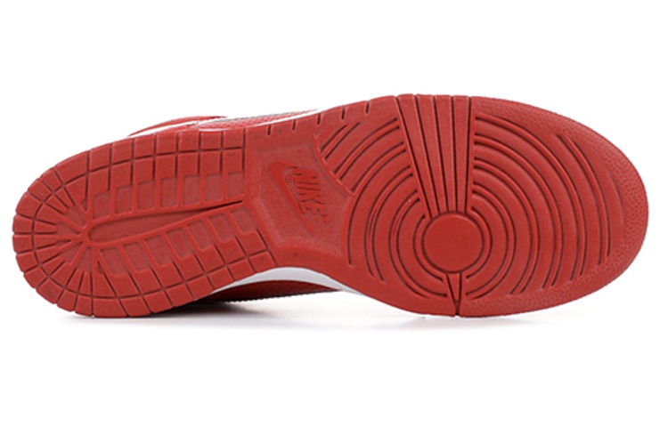 Shop Nike Dunk High Pro SB 'Big Gulp' - Talla Alta Roja y Blanca 305050-611