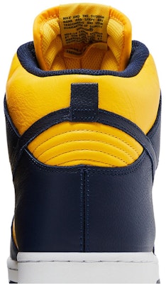 Nike Dunk 高帮QS '密歇根' 2016款 850477-700 Sizing Nike Dunk 高帮QS '密歇根' 2016款 850477-700