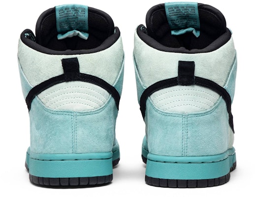 Nike Dunk High SB 'Kristal Laut' 305050-301 Details for Nike Dunk High SB 'Kristal Laut' 305050-301