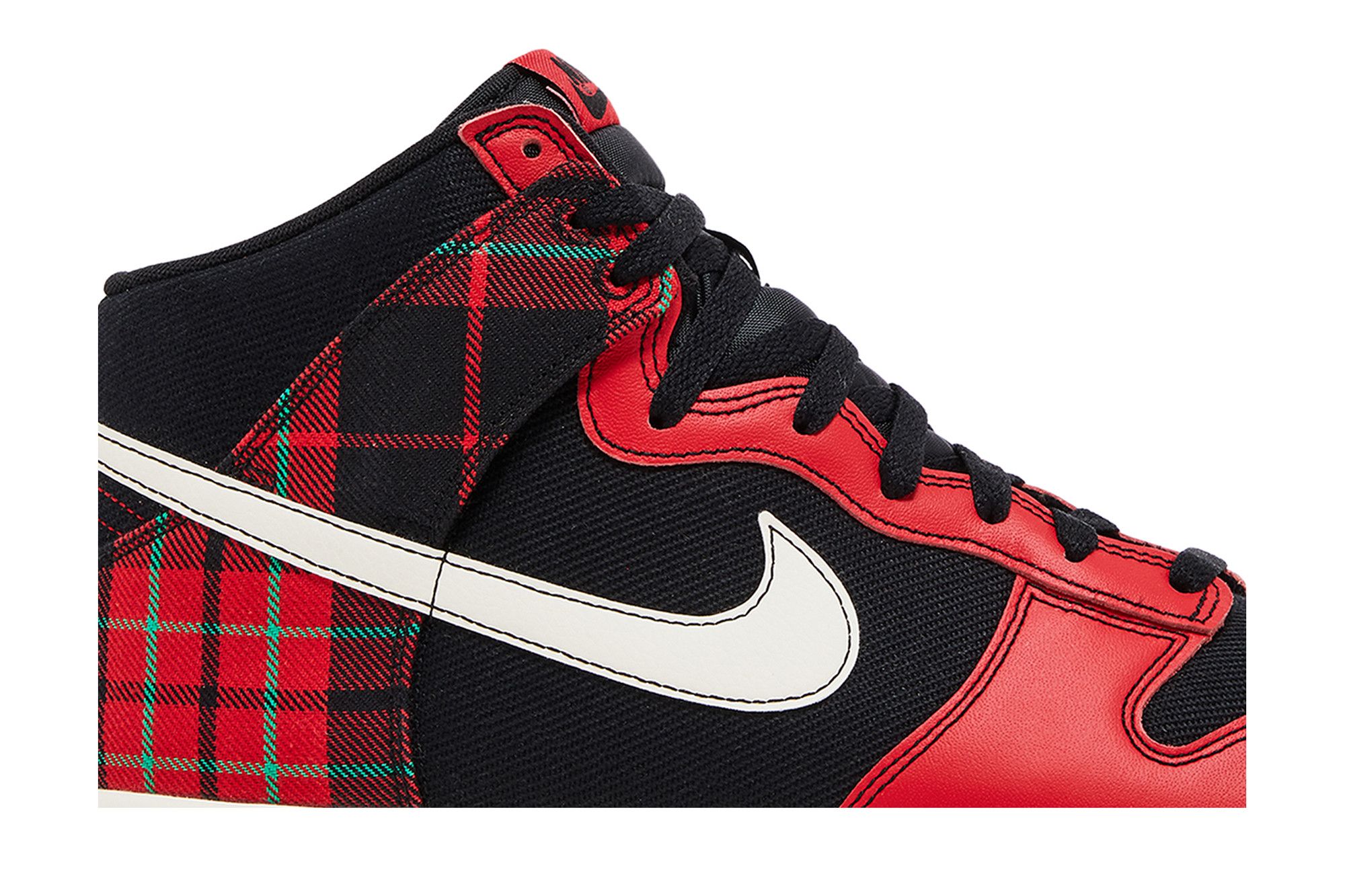 Order Nike Dunk High SE 'Tartan Plaid' DV0826-001