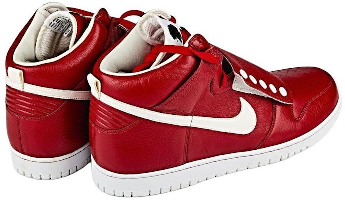 나이키 덩크 하이 스트랩 '퀘스트러브' 415924-601 Lookbook 나이키 덩크 하이 스트랩 '퀘스트러브' 415924-601