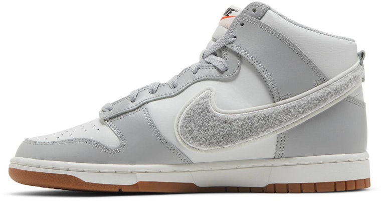 Nike Dunk High University Chenille Swoosh 'Light Smoke Grey' DR8805-003 Lookbook Nike Dunk High University Chenille Swoosh 'Light Smoke Grey' DR8805-003