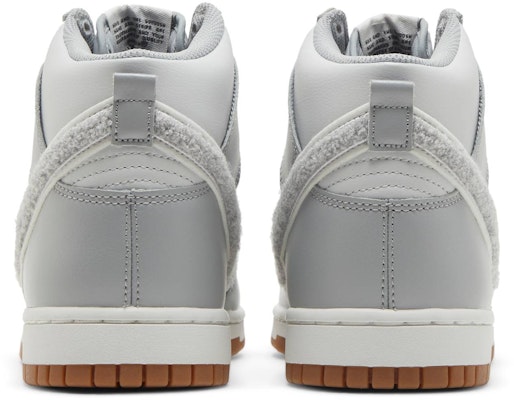 耐吉 Dunk High University Chenille Swoosh 'Light Smoke Grey' DR8805-003 Details for 耐吉 Dunk High University Chenille Swoosh 'Light Smoke Grey' DR8805-003