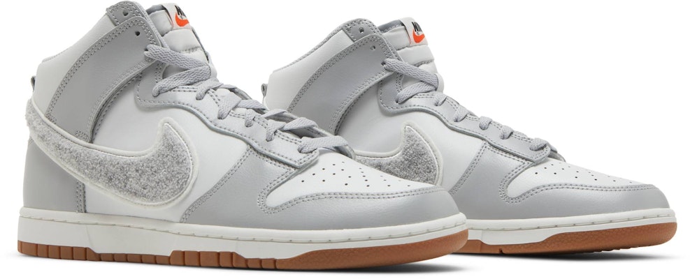 Nike Dunk High University Chenille Swoosh 'Light Smoke Grey' DR8805-003 Cheap Nike Dunk High University Chenille Swoosh 'Light Smoke Grey' DR8805-003
