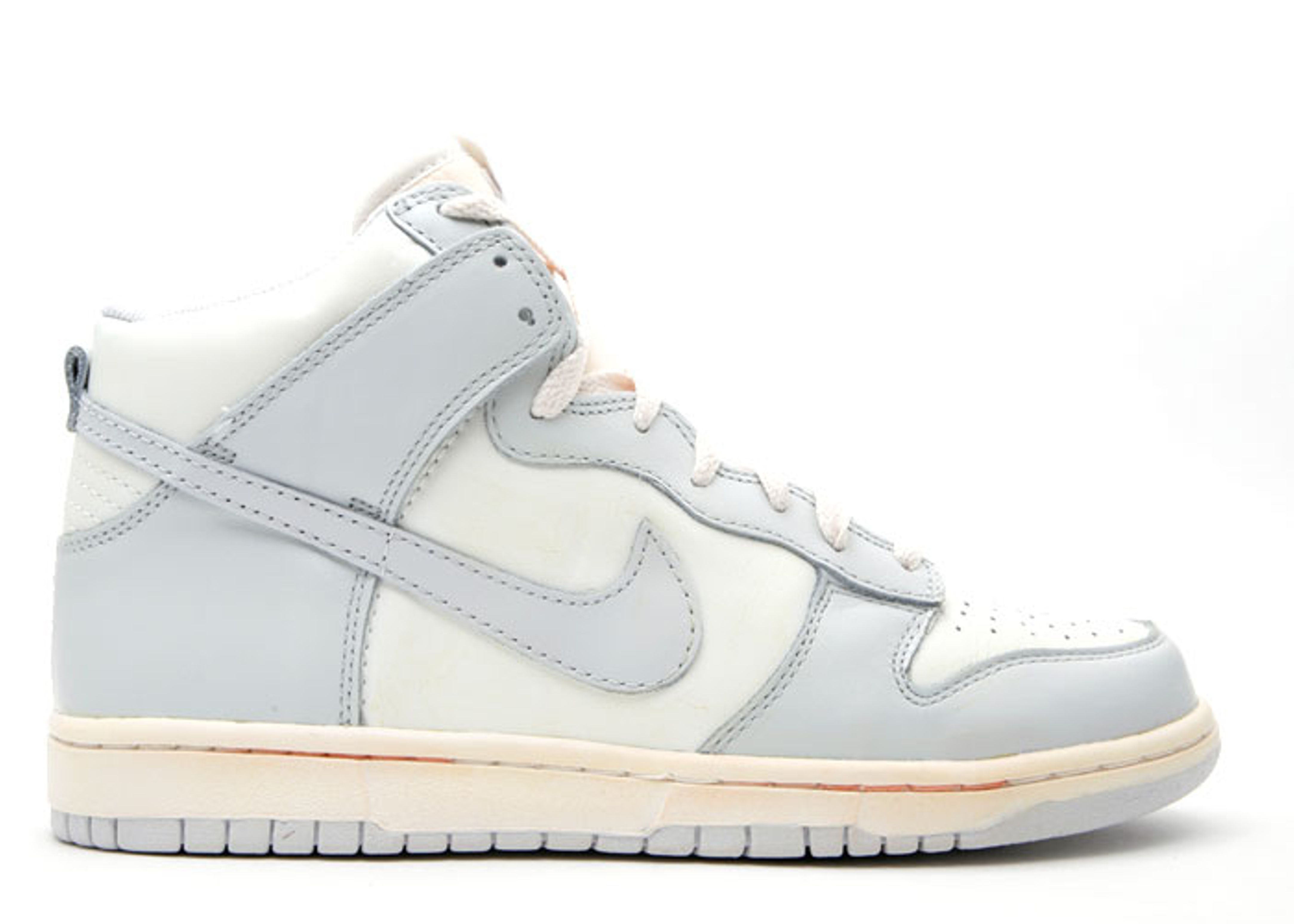 Buy Nike Dunk High Vintage ''Bianco'' 318850-102