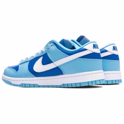 Nike Dunk Low 'Argon' 2001 Sepatu Sneakers 624035-411 Lookbook Nike Dunk Low 'Argon' 2001 Sepatu Sneakers 624035-411