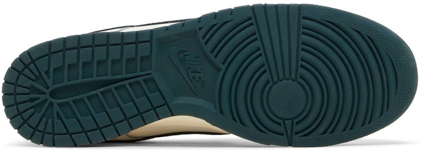 Nike Dunk Low「運動部 - 深叢林」FQ8080-133 Shop Nike Dunk Low「運動部 - 深叢林」FQ8080-133