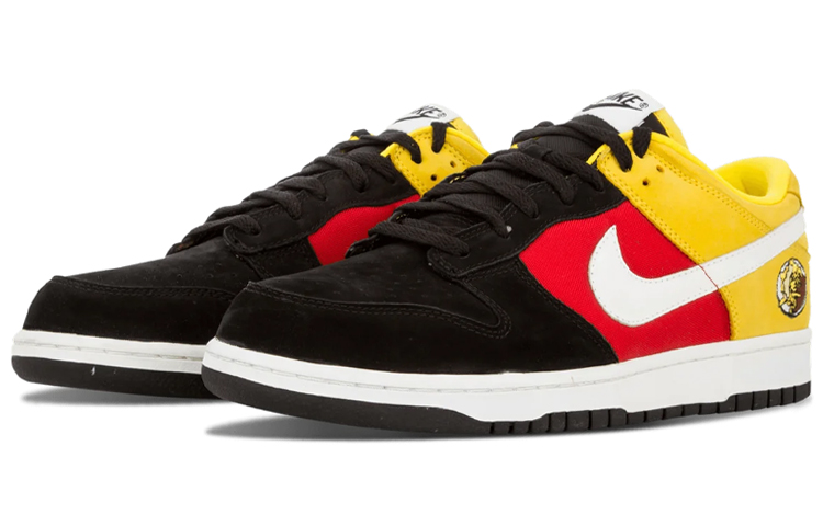 Order Nike Dunk Low 'Hitam' 304714-014