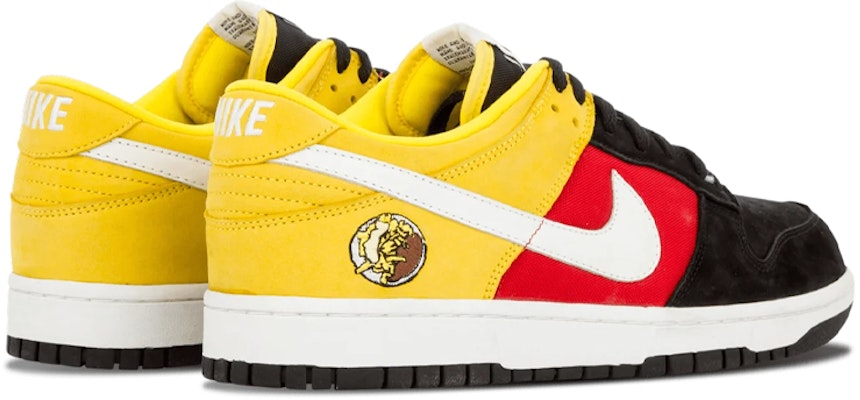 Nike Dunk Low 'Hitam' 304714-014 Lookbook Nike Dunk Low 'Hitam' 304714-014