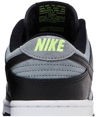 Nike Dunk Low 'Negro Gris Green Strike' FQ2205-001 Sizing Nike Dunk Low 'Negro Gris Green Strike' FQ2205-001