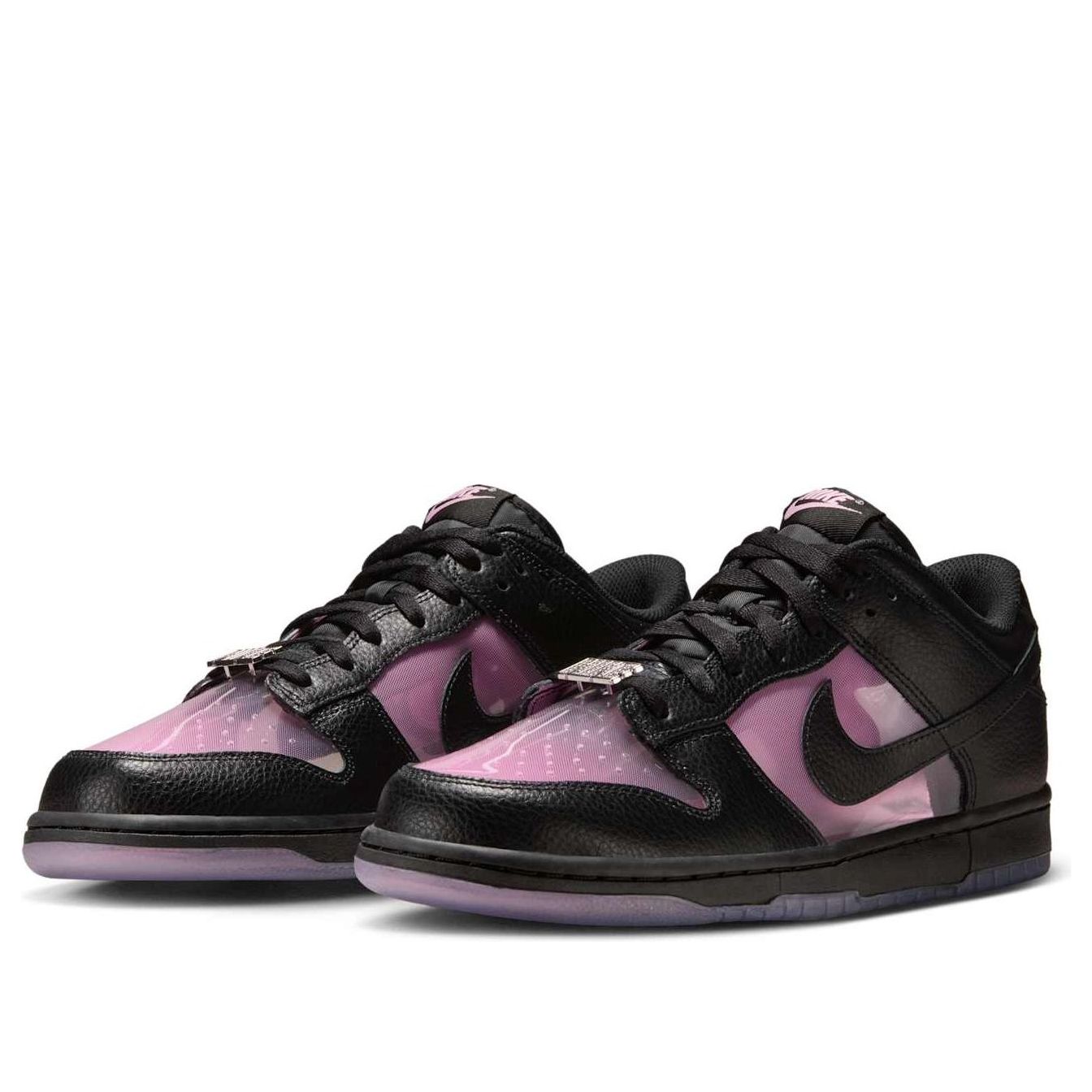 Shop 耐克Dunk Low 黑粉拼色 IM3077-600