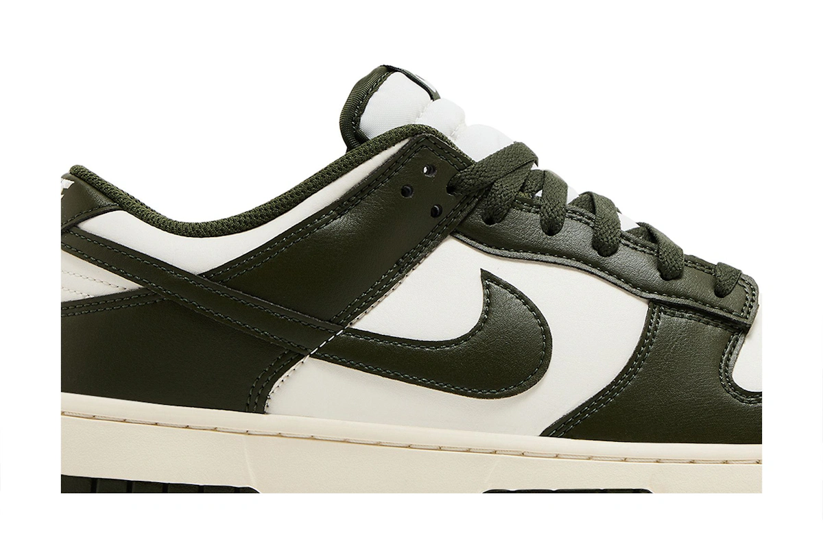 Nike Dunk Low 'Cargo Khaki'