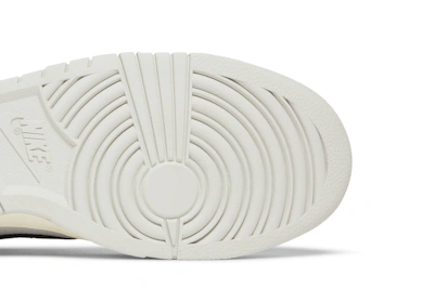 Nike Dunk Low 'Certified Fresh' DO9776-001