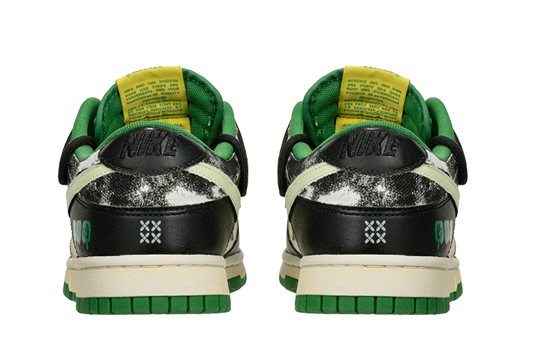 Shop 나이키 덩크 로우 '청단관 블랙 그린' (Nike Dunk Low '청단관') DV0833-300-474254