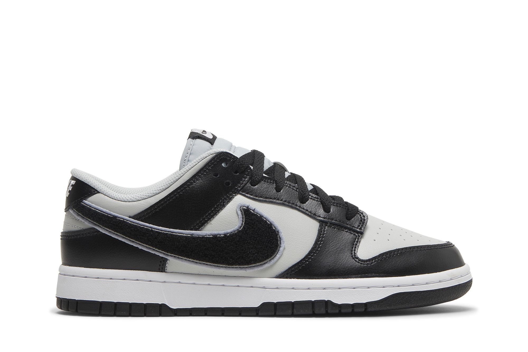 Buy Nike Dunk Low 'Chenille Swoosh' Zapatillas DQ7683-001