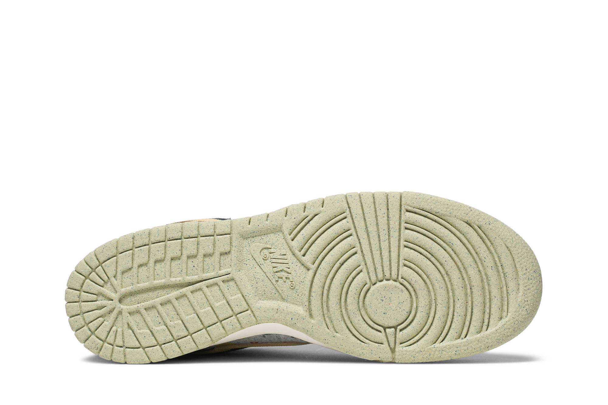 Nike Dunk Low 'Community Garden' [also worn by Wang Yibo] CZ9747-900 - Image 4