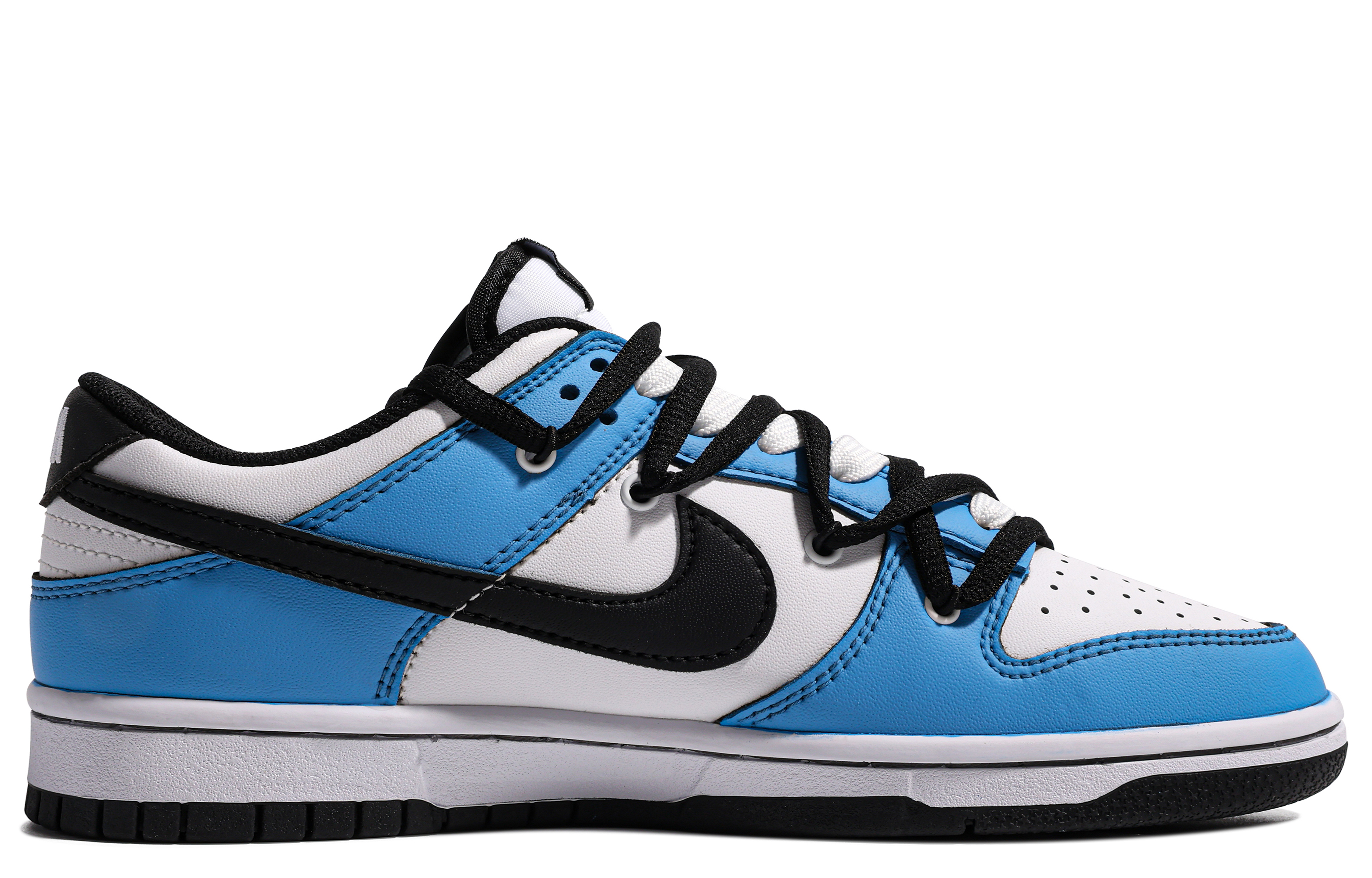 Lookbook 【客製化球鞋】 Nike Dunk Low 達文西定製 GUMOUT 獨特鞋盒 賽車 原創 設計感 簡約 雙鞋帶 百搭 通勤 舒適 低筒 球鞋 男款 藍白灰