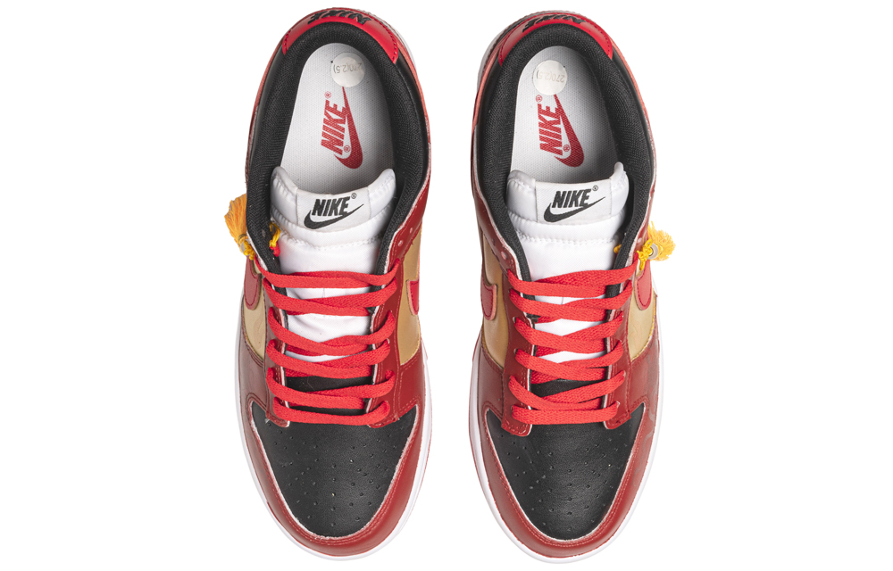 Shop Nike Dunk Low“龙凤祥结婚系列” FD9762-061-450846