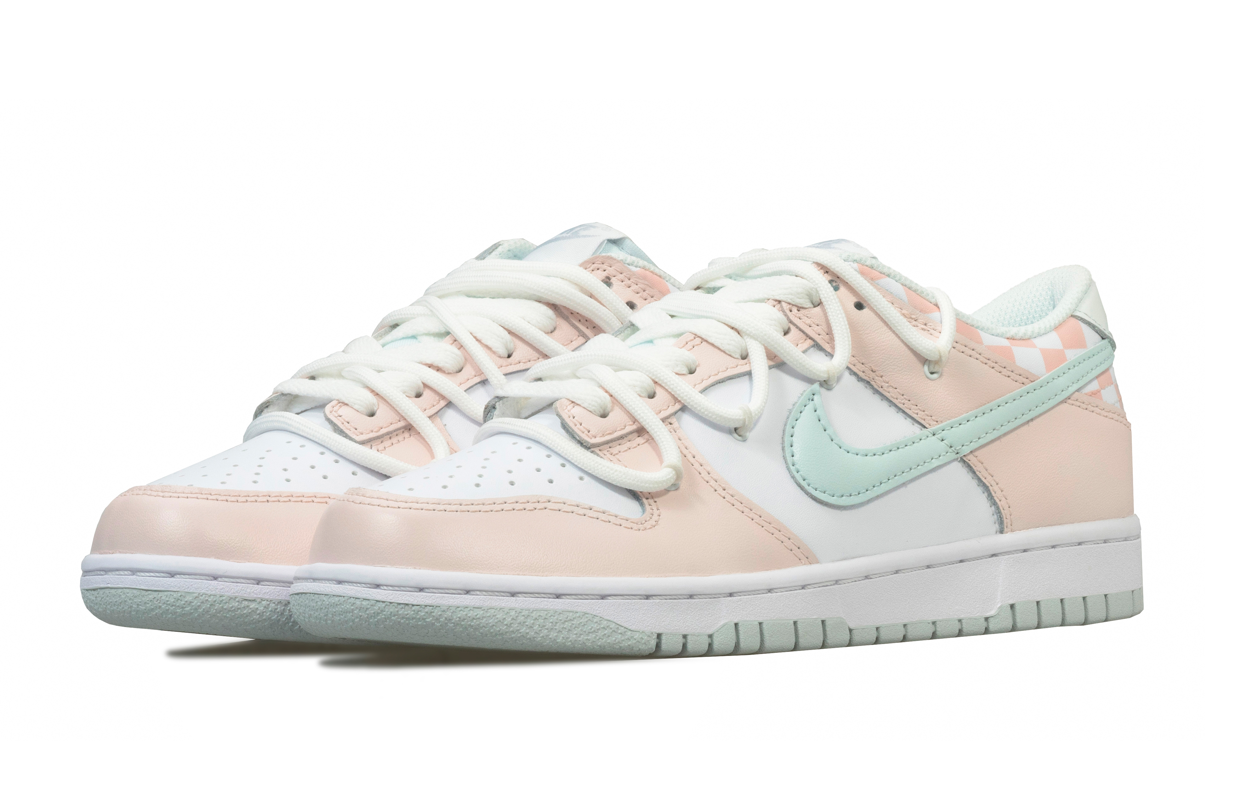 Lookbook 耐克Dunk Low '花卉信仰者' DH9765-102-447841