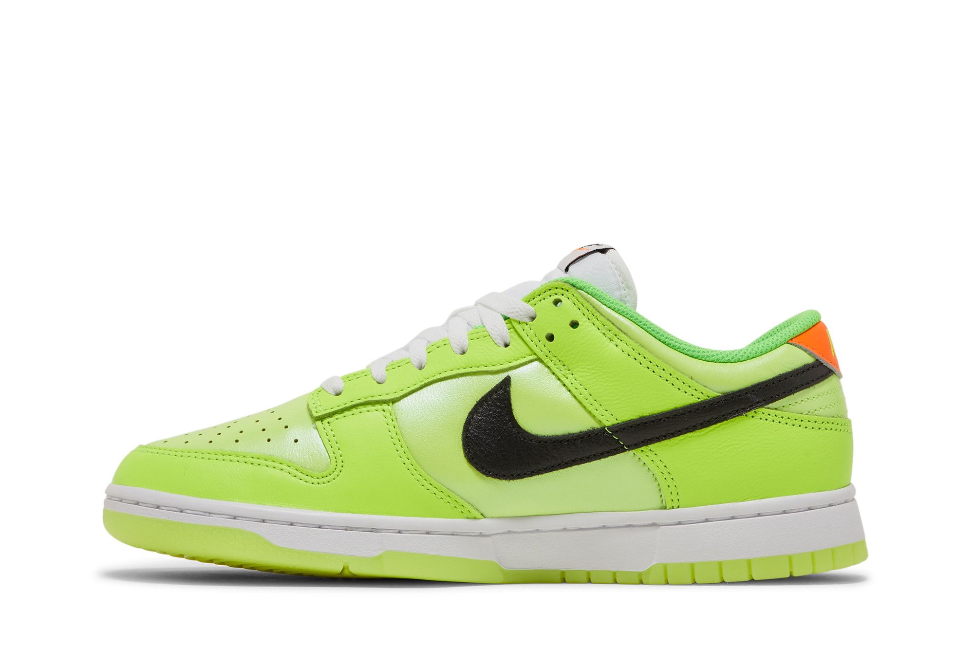 Shop Nike Dunk Low 'Brilla en la Oscuridad' FJ4610-702