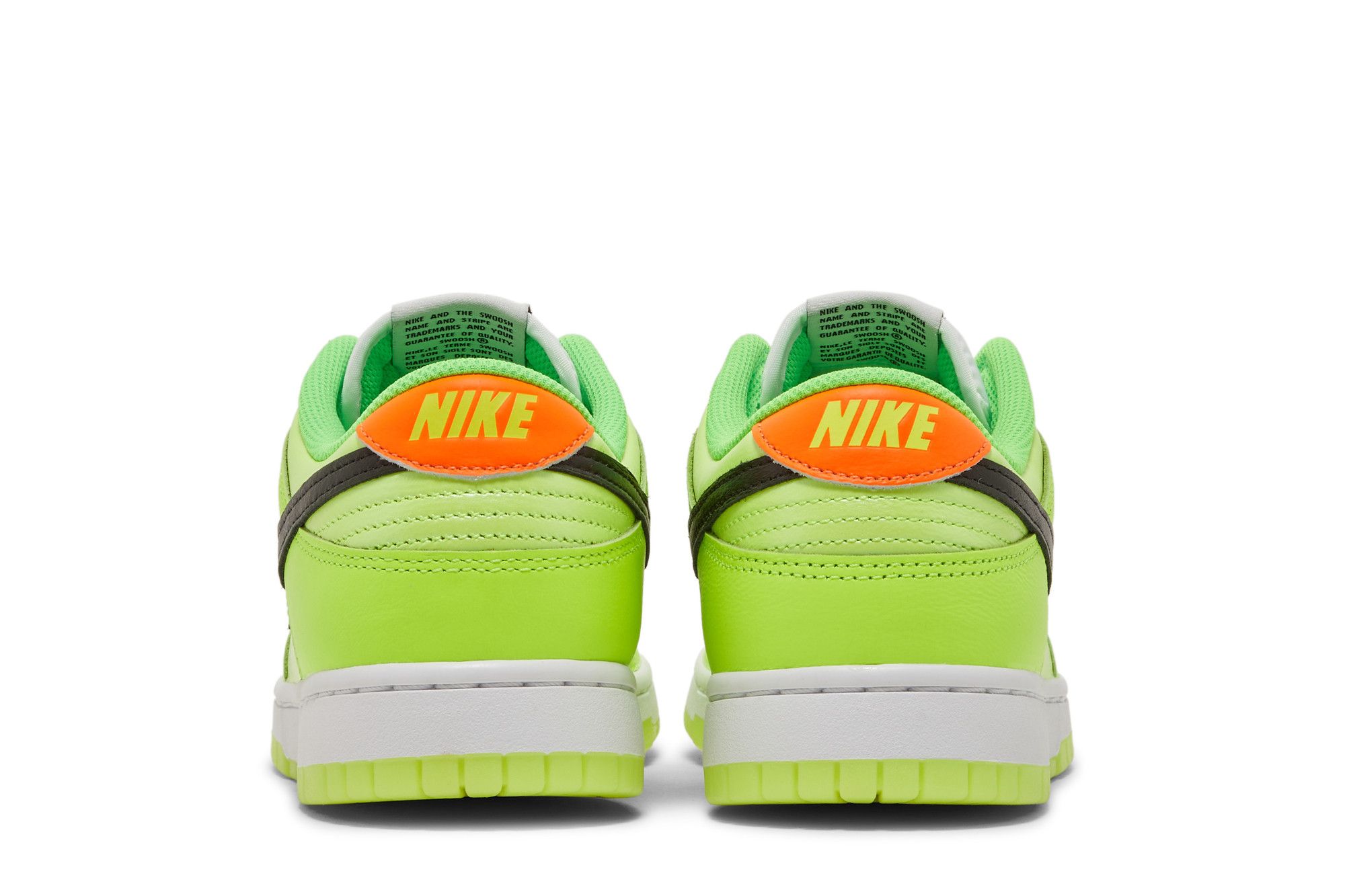 Sizing Nike Dunk Low 'Brilla en la Oscuridad' FJ4610-702