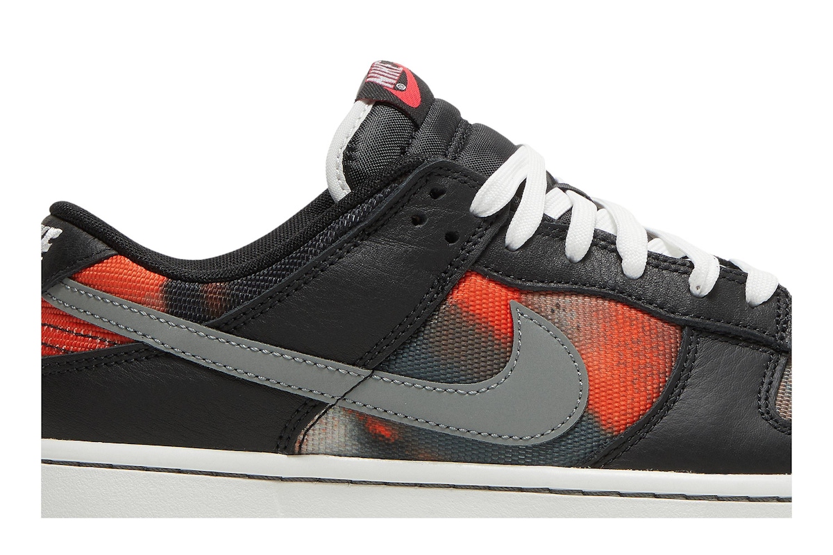 Nike Dunk Low 'Graffiti - Red'