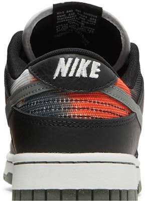 나이키 덩크 로우 '레드 그라피티' (41 characters) DM0108-001 Sizing 나이키 덩크 로우 '레드 그라피티' (41 characters) DM0108-001