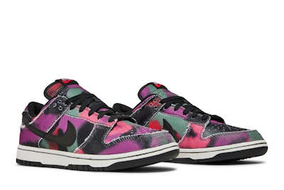 Nike Dunk Low 'Graffiti'