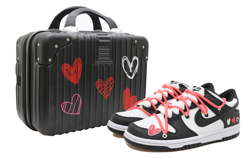 Buy Nike Dunk Rendah 'Graffiti Cinta - Panda' CW1590-100,DH9765-402