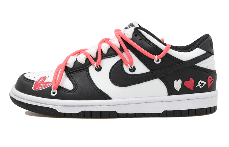 Nike Dunk Low 'Graffiti Love - Panda' 圖 2
