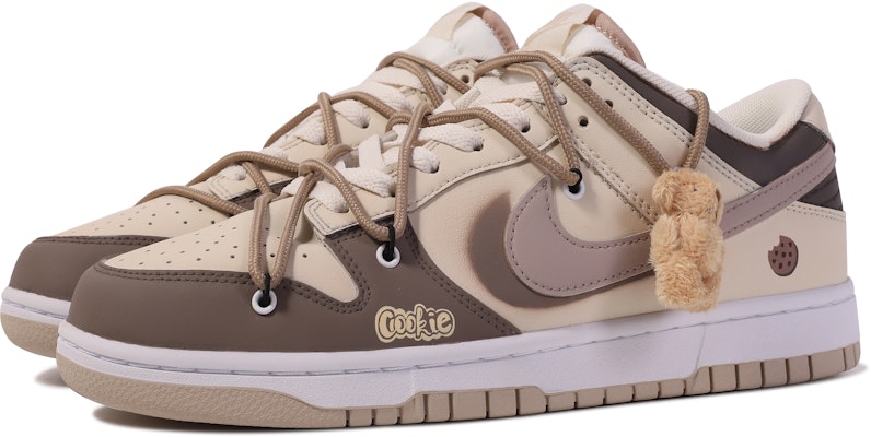 【客製化球鞋】Nike Dunk Low 索壹客製 禮盒 小熊餅乾 塗鴉 吊飾 簡約 百搭 防滑 低筒 板鞋 男款 米白棕 Purchase 【客製化球鞋】Nike Dunk Low 索壹客製 禮盒 小熊餅乾 塗鴉 吊飾 簡約 百搭 防滑 低筒 板鞋 男款 米白棕