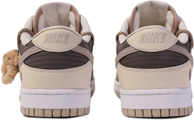 【客製化球鞋】Nike Dunk Low 索壹客製 禮盒 小熊餅乾 塗鴉 吊飾 簡約 百搭 防滑 低筒 板鞋 男款 米白棕 Details for 【客製化球鞋】Nike Dunk Low 索壹客製 禮盒 小熊餅乾 塗鴉 吊飾 簡約 百搭 防滑 低筒 板鞋 男款 米白棕