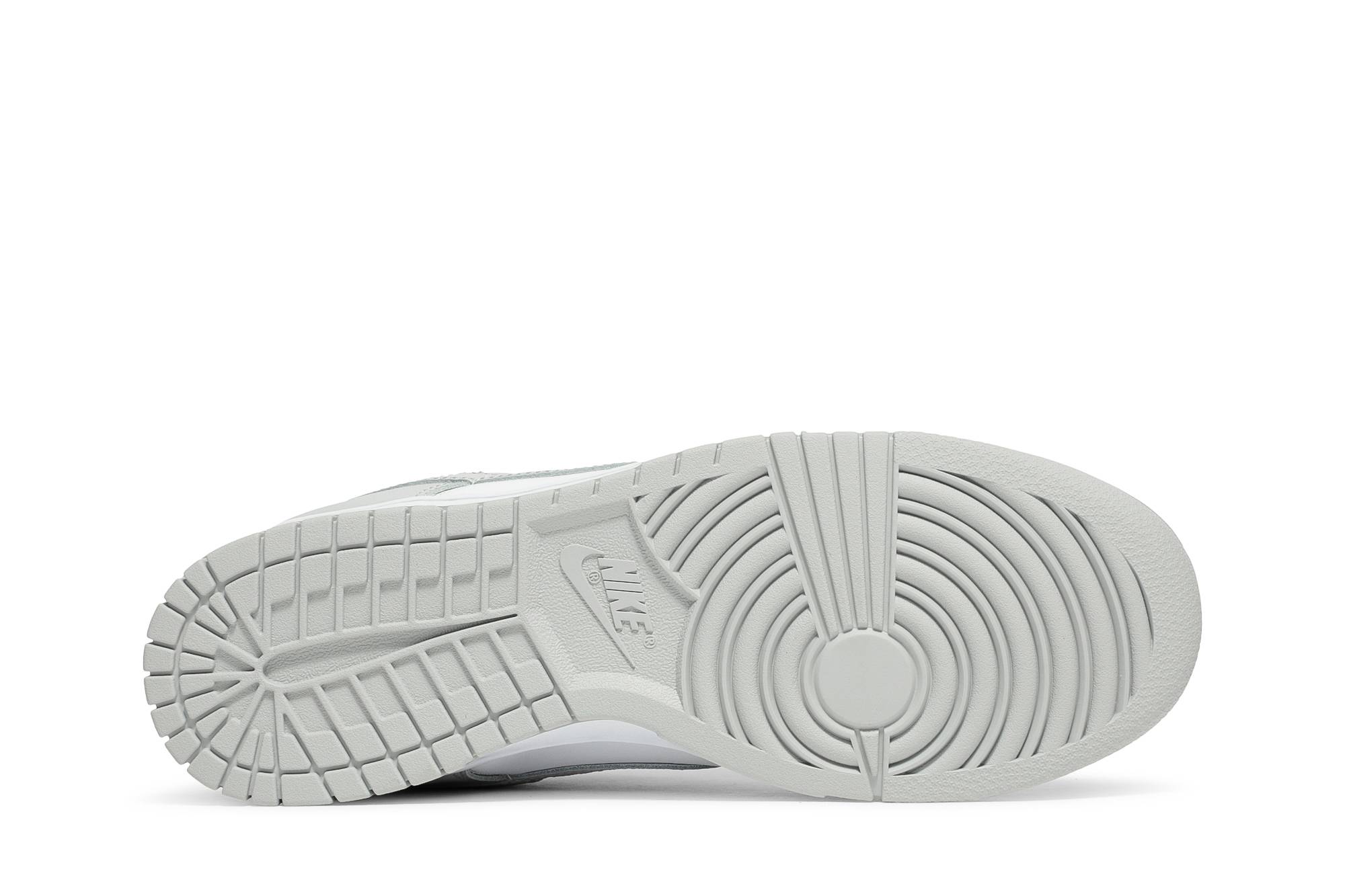 Details for 耐吉 Dunk Low '灰霧' DD1391-103