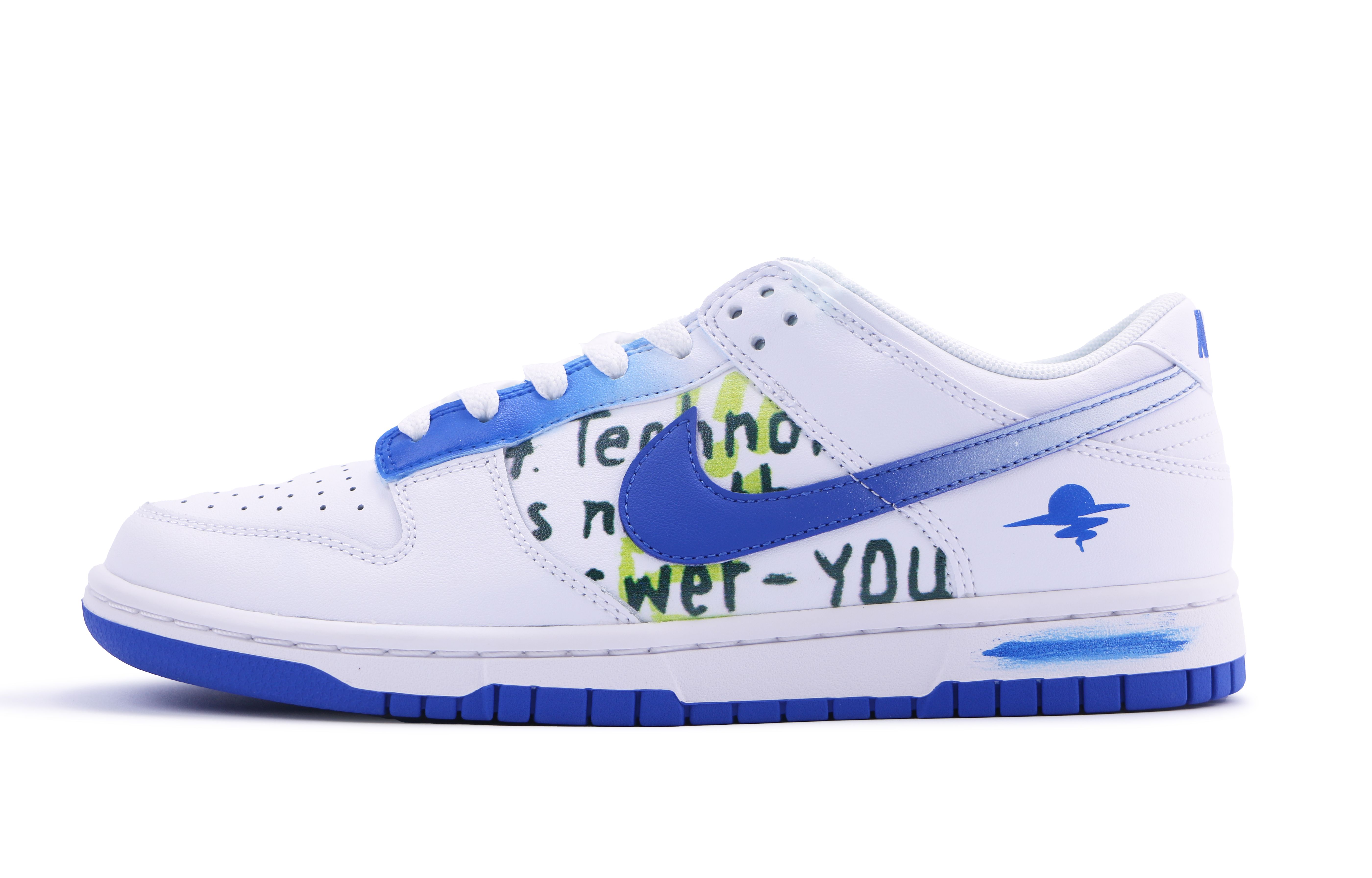Buy 【定制球鞋】 Nike Dunk Low Hyper Royal 節奏狂響 活力 青春 防滑耐磨減震 低幫 板鞋 男款 藍白色