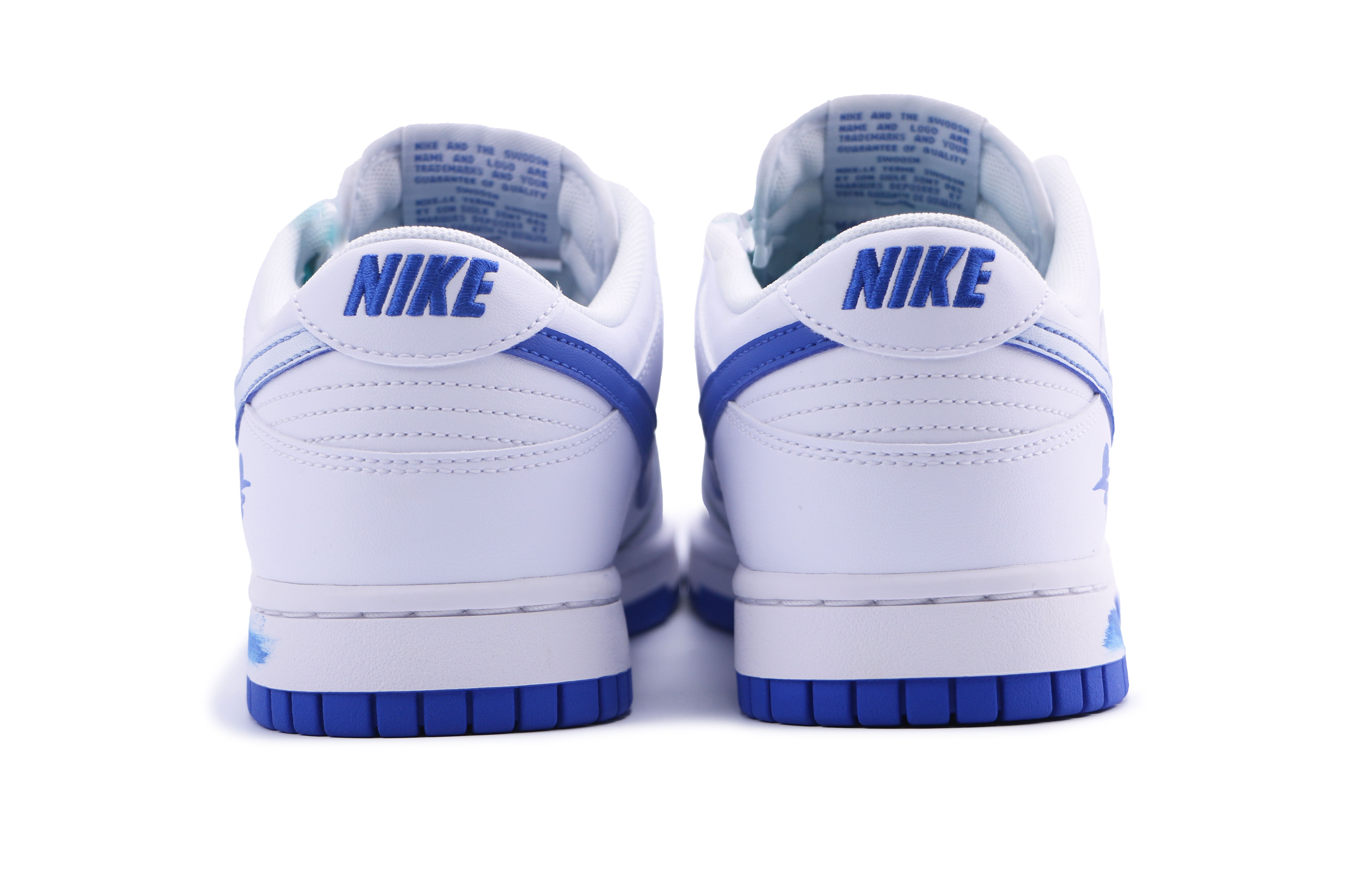 Shop 【定制球鞋】 Nike Dunk Low Hyper Royal 節奏狂響 活力 青春 防滑耐磨減震 低幫 板鞋 男款 藍白色