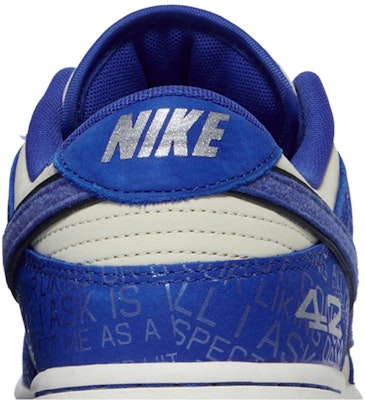 ナイキ ダンク Low "ジャッキー・ロビンソン" DV2122-400 Sizing ナイキ ダンク Low "ジャッキー・ロビンソン" DV2122-400