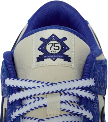 ナイキ ダンク Low "ジャッキー・ロビンソン" DV2122-400 1