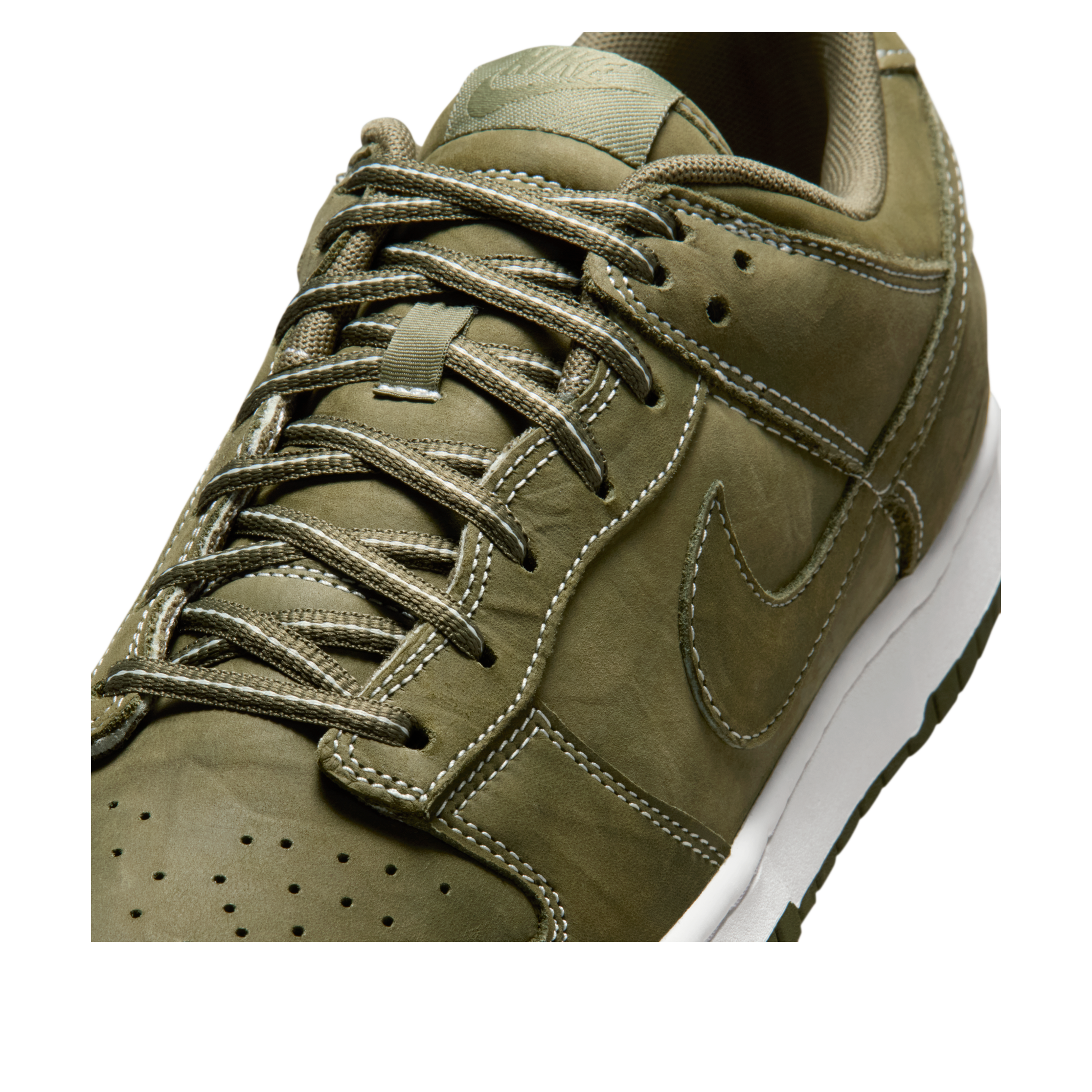 Sizing ナイキ ダンク ロー ''ミディアムオリーブ'' IO4550-200