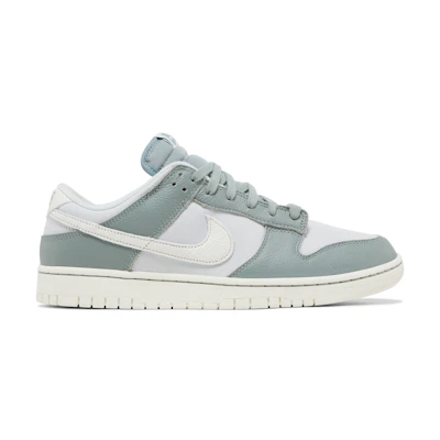 Nike Dunk Low 'Mica Green'