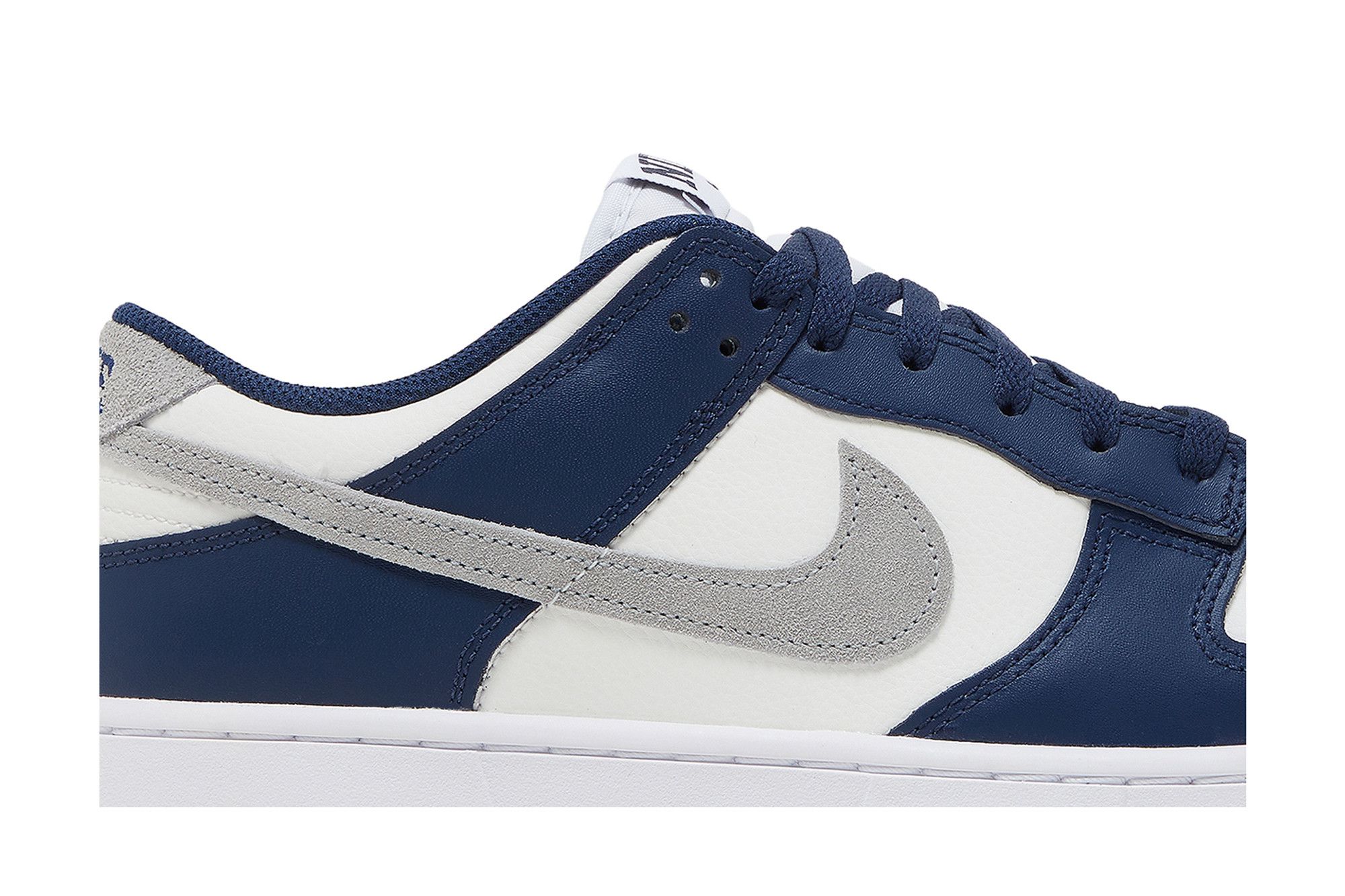 Lookbook Nike Dunk Low ''Mitternachtsblau'' FD9749-400