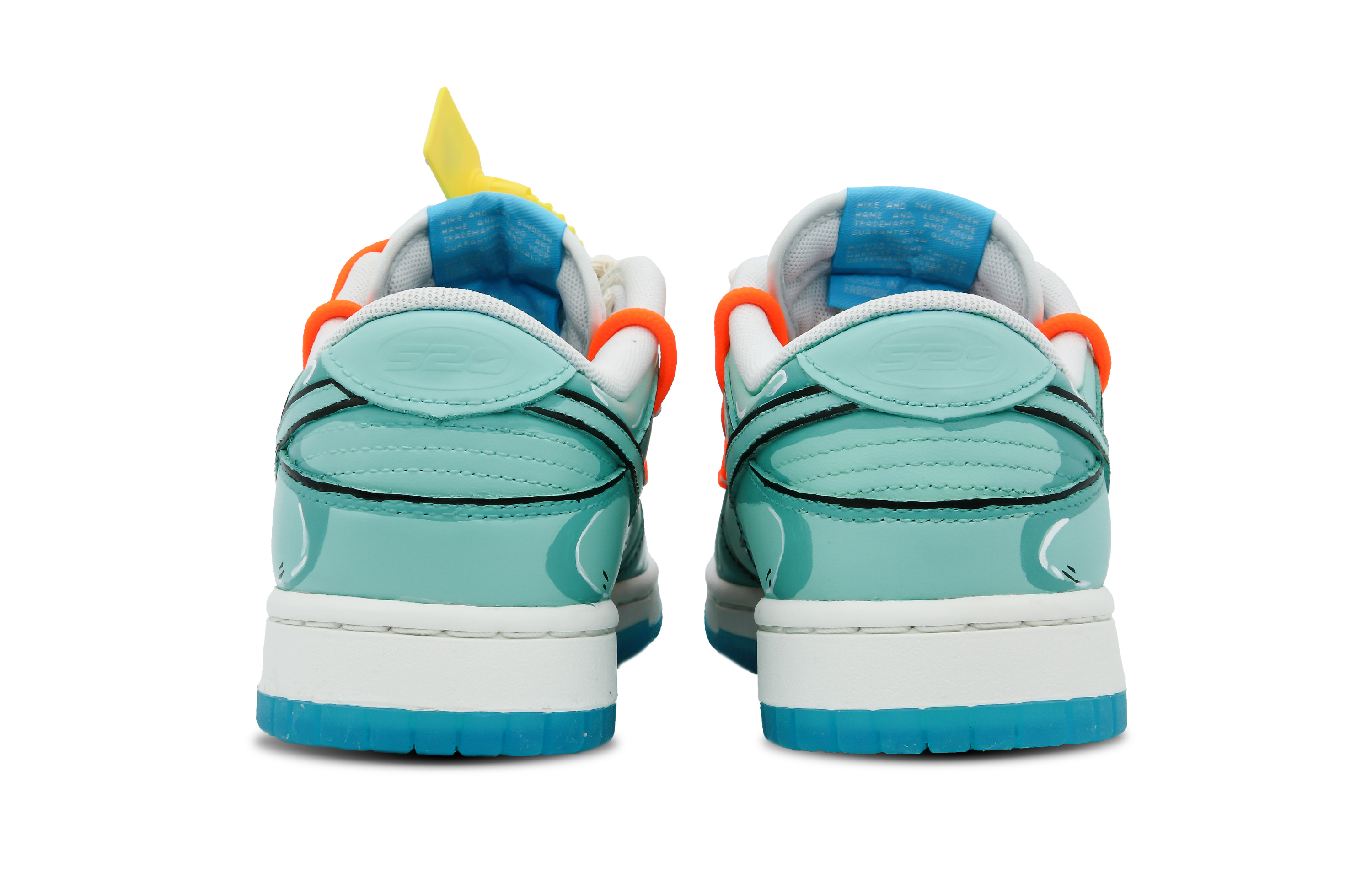 Shop Nike Dunk Low 'Menta Medusa' FN3433-141-458138