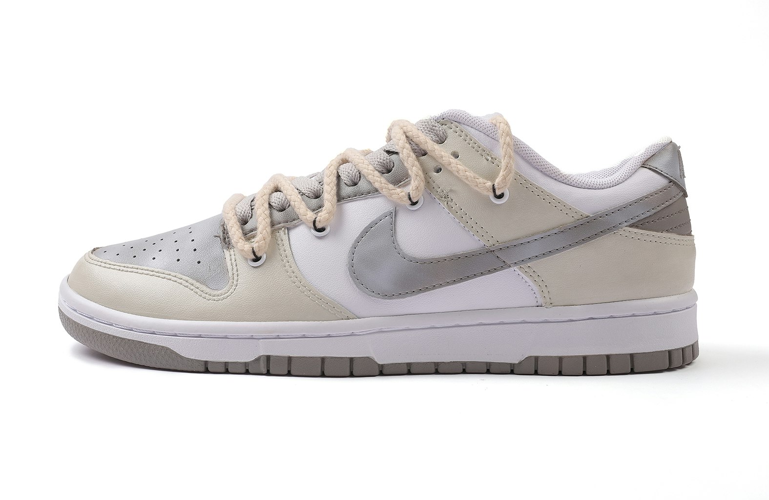 nike-dunk-low-mist-shaggy-dog